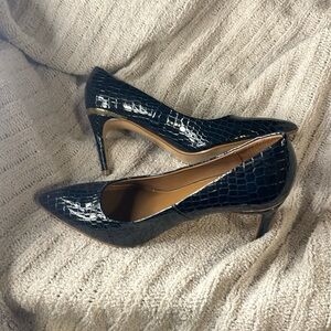 CLASS! Forever Comfort By Next Patent Leather Crocodile Print w/gold heel accent